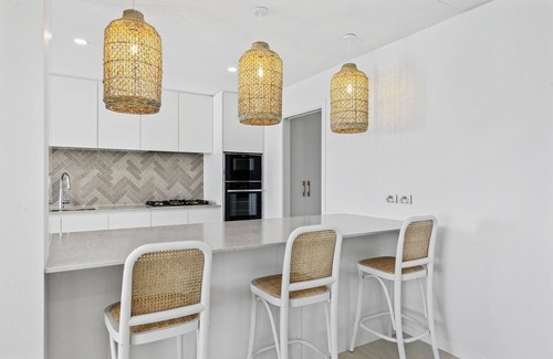 Tweed Heads Apartment | Reflections 1903- Oceanfront Luxury-Relax in this fully renovated Sub Penthouse.