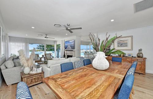 Soldiers Point House | Reflections at Sunset Beach