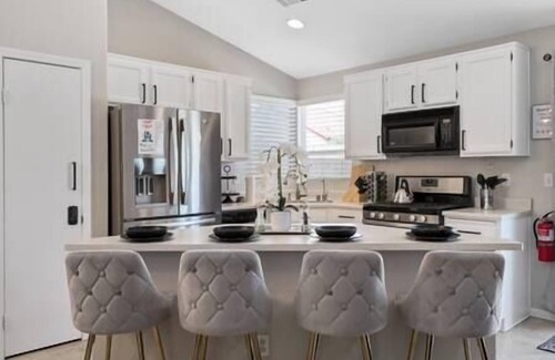 North Las Vegas House | ❤️Refreshing Pool House: 3BR in Vegas with BBQ