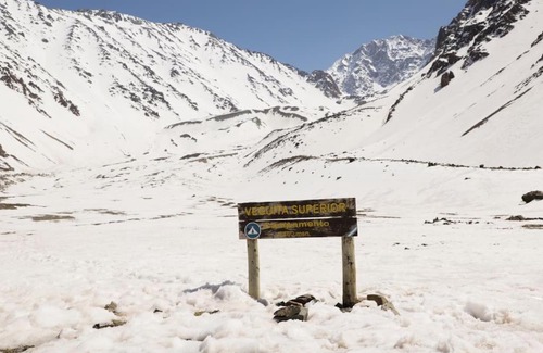Potrerillos Ski Chalet | Refu Denahi