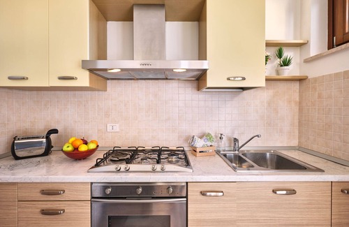 Lazise Apartment | Regarda - bike apartment Miralago 2 with pool, lake view,