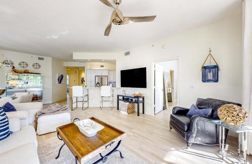 Vanderbilt Beach Apartment | REGATTA AT VANDERBILT BEACH III #204