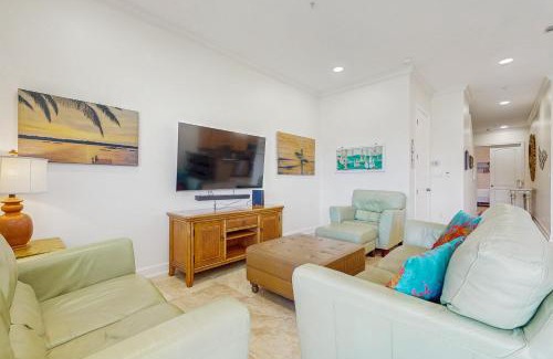 Villa Segunda Apartment | Regency Cabanas H4