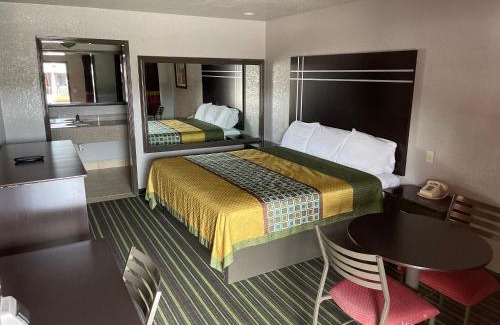 Channelview Hotel | REGENCY INN - CHANNELVIEW