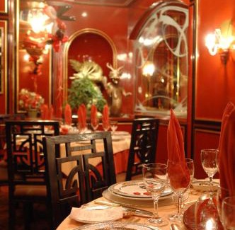 Adma wa Dafneh Hotel | Regency Palace Hotel