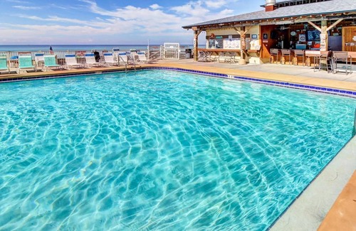 Biltmore Beach Condo | Regency Towers Beach Resort by Panhandle Getaways