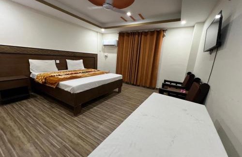 Loralai District Hotel | Regent palaza