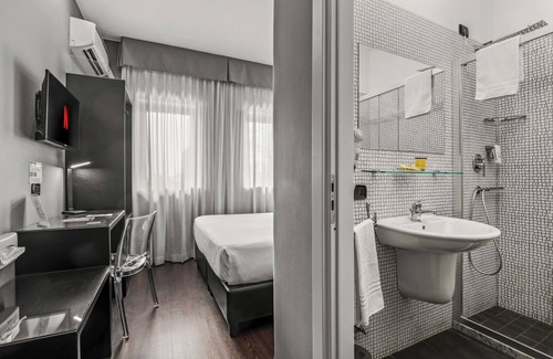 Casapulla Hotel | Reggia Suite Spa Hotel