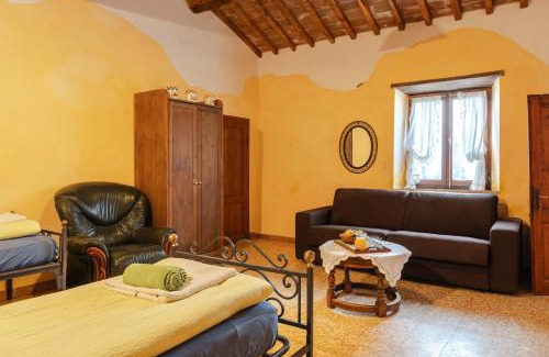 Gaiole in Chianti Apartment | Reggioli- Appartamento Erborista