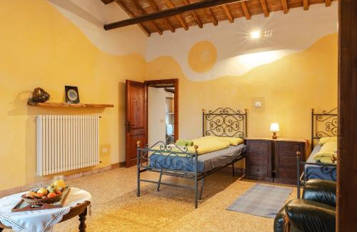 Gaiole in Chianti Apartment | Reggioli- Appartamento Erborista