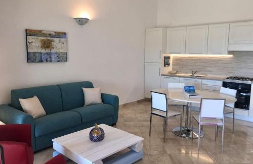 Porto Pozzo Apartment | Reihenhaus Nr. 8 mit Pool und super Meersicht