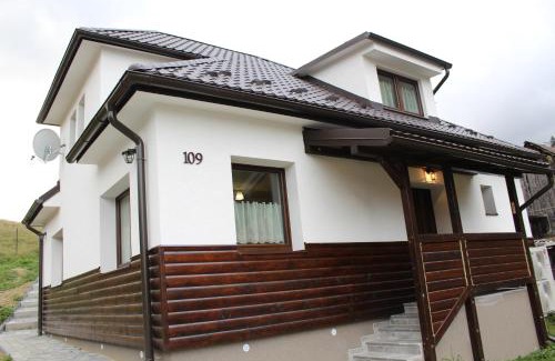Liptovske Revuce House | Rekreačný dom za Potokom