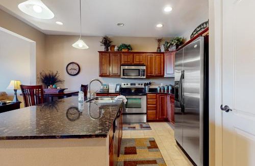 Fieldstone Bluffs Apartment | Relax a While