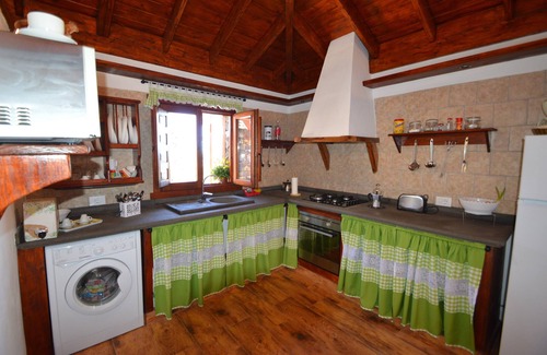 Icod de los Vinos Cottage | Relax and tranquility the guinderos