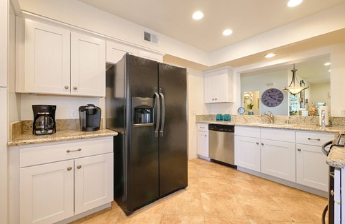 Palm Desert Condo | Relax and Enjoy In Style and Comfort In The Desert
