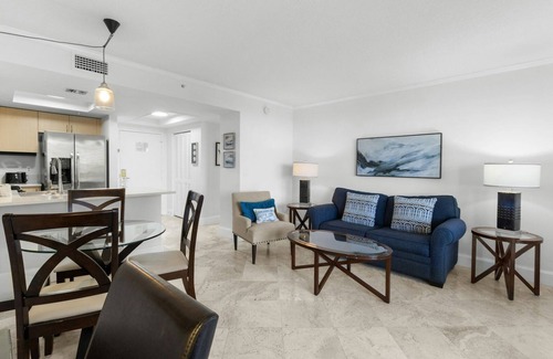 Coconut Grove Hotel | Relax and Recharge! Heated Pool, Kitchen, Close to Vizcaya Museum and Gardens
