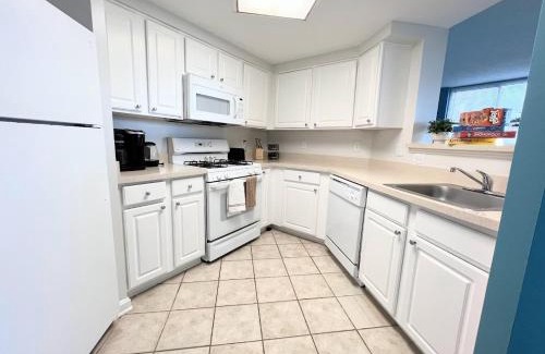 Ballston Apartment | Relax and Unwind Ballston 5 Beds