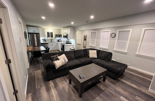 Kearney Cottage | Relax at Cozy Cabin near Algonquin, 2 Bedroom, WIFI, large yard w/firepit