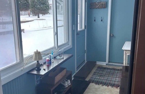 Eagle Harbor Cottage | Relax at our Cozy Cottage in the heart of Eagle Harbor