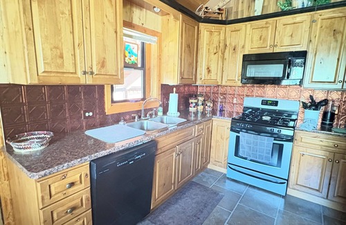 Cimarron Cabin | Relax & Explore in the San Juans