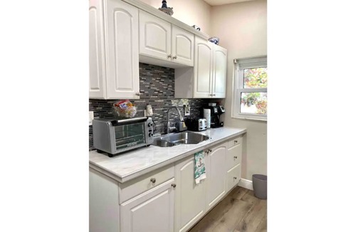 Sunset Apartment | RELAX & GET AWAY. CLOSE TO BEACHES AND AIRPORT