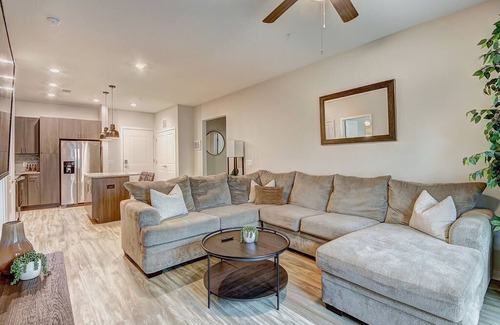 Northlake Apartment | Relax in a Calming Atmosphere in Tucker