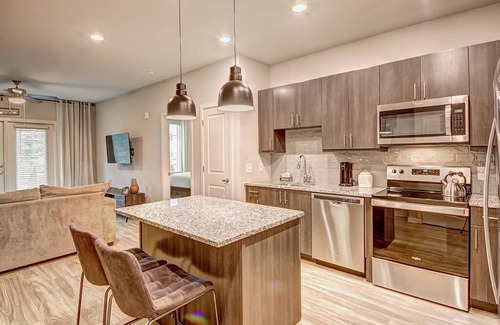 Northlake Apartment | Relax in a Calming Atmosphere in Tucker