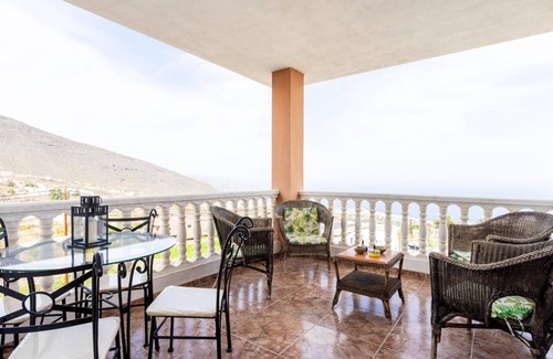 Candelaria House | Relax in Candelaria.