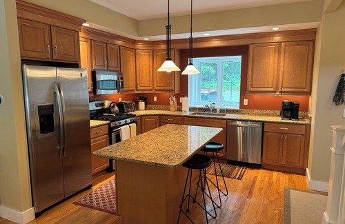 Otis House | Relax in this 3 bedroom Otis retreat in the woods!