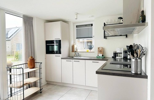 Sint Maarten House | Relax in this new and comfortably furnished holiday home