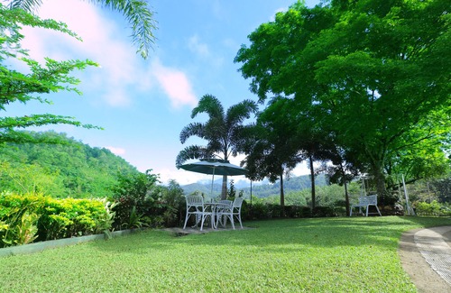 Ratnapura House | Relax in this spacious and serene space. Plenty of nature to enjoy.