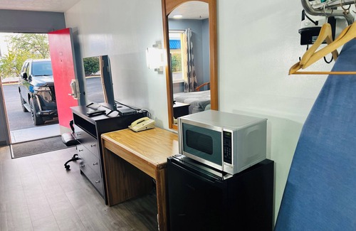 Marshall Hotel | Relax Inn