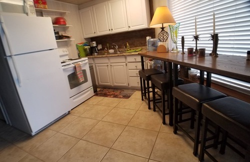 Parker Strip House | Relax near Colorado River in Parker's Guesthouse