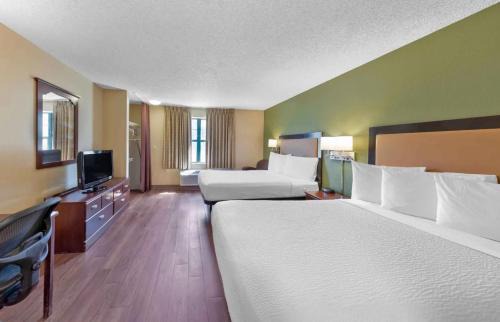 La Mirada Hotel | Relax Suites Extended Stay - La Mirada