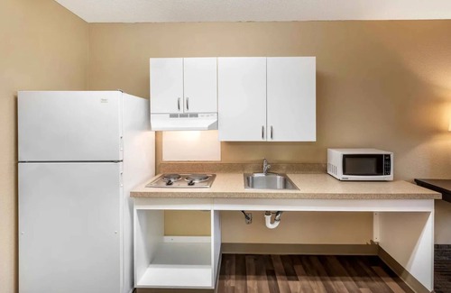La Mirada Hotel | Relax Suites Extended Stay - La Mirada