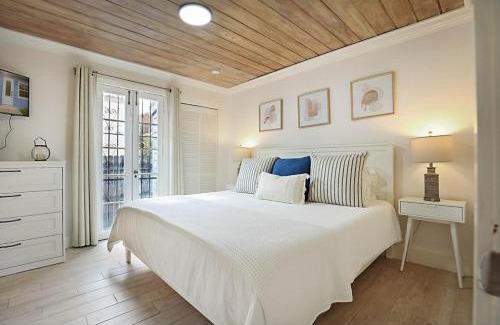 Old Northwood Historic District House | Relax & Unwind Pool Retreat 2 Bed 2 Bath