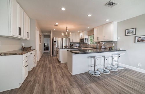 Hudson Bend House | Relaxation and fun at its BEST