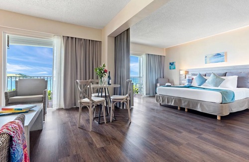 Grand Case Resort | Relaxation Meets Adventure | Beachfront Stay w/Views & Water Sports