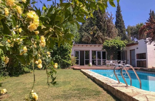 Chacras de Coria Villa | Relaxation Oasis in Chacras de Coria