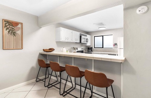 Kailua-Kona Condo | Relaxed Island Living - Royal Kahili B204