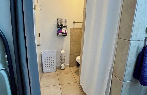 Lake Worth Apartment | Relaxing 1-bedroom studio in Lake Worth Beach with WiFi and free parking