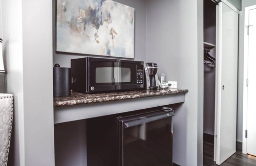 Zion Hotel | Relaxing Boutique Hotel w/Breakfast Buffet, Puzzles, 24-hour Gym & Cozy Corners