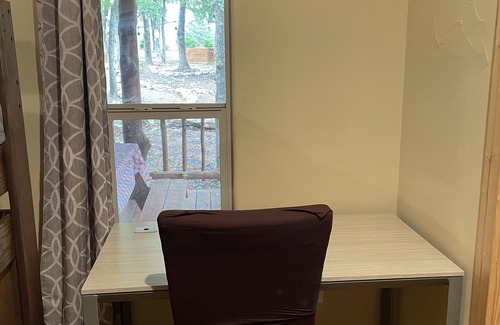 Denison House | Relaxing Cabin Getaway near Lake Texoma ~ your retreat awaits!