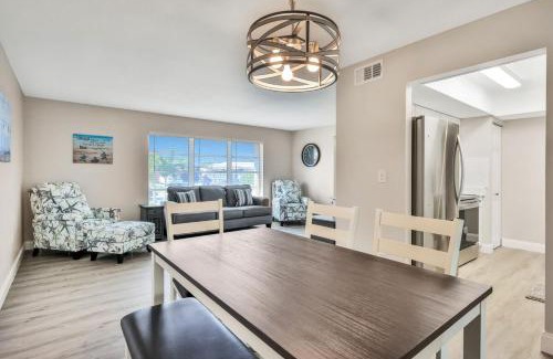 North Port House | Relaxing canal front 2 BR pool home in North Port - Pineapple Way