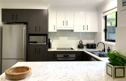 Culburra Beach House | Relaxing, comfortable townhouse - 10 minutes walk to the beach