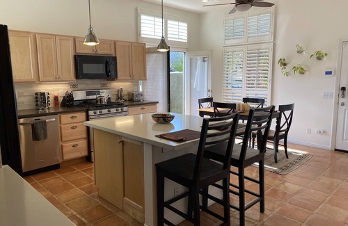 La Quinta Cove House | Relaxing Desert Oasis-Salt Water Pool & Jacuzzi/Mountain Views/#067735 3bd