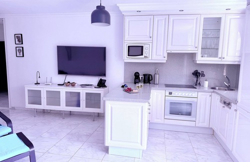 Balito Apartment | Relaxing sun trap in Aquamarina resort - 4 minutes walk to Anfi Del Mar beach,