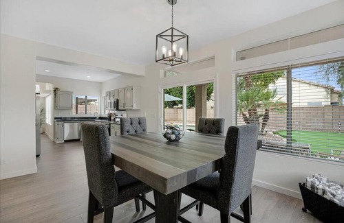 Val Vista Lakes House | Relaxing Family Oasis w/Heated Pool, Putting Green