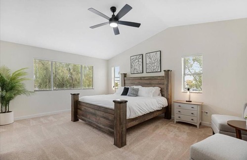 Val Vista Lakes House | Relaxing Family Oasis w/Heated Pool, Putting Green