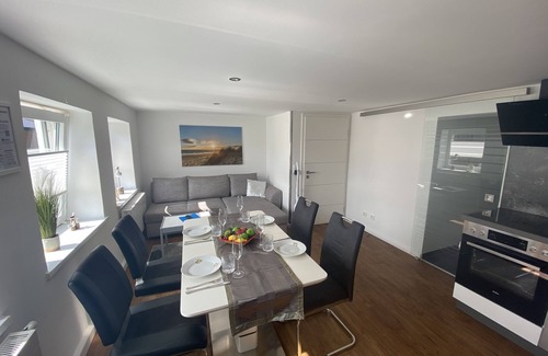 Dummerstorf Apartment | "Relaxing Landliebe Apartment with Spacious Garden Near the Beach!"